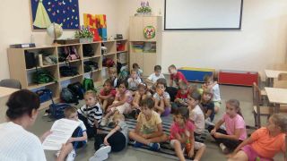 received_1003893834158016